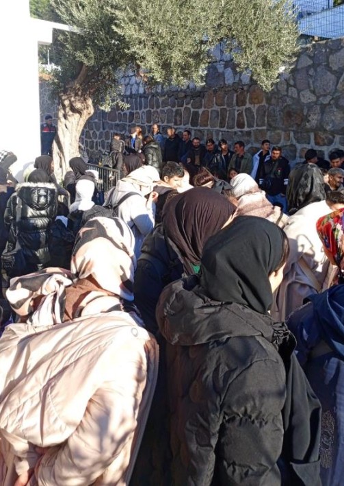 Bodrum'da kaçak göçmen operasyonu! 82 kişi yakalandı